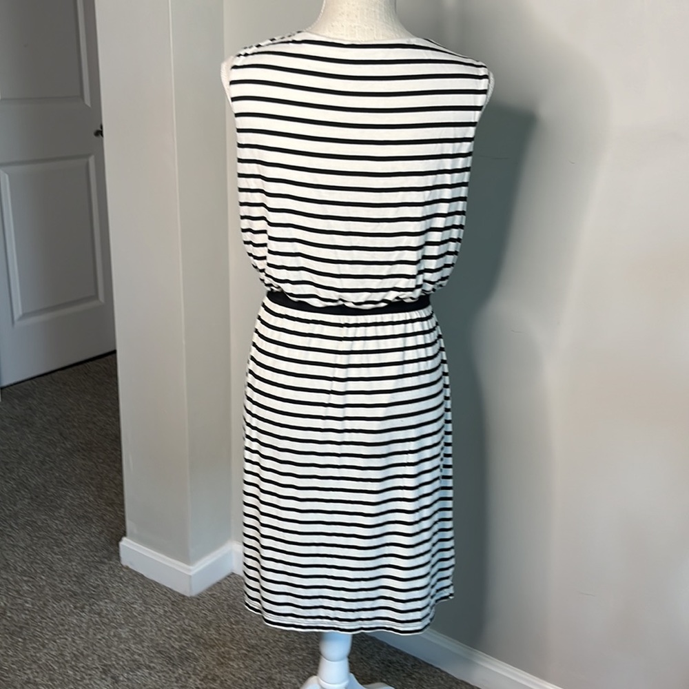 LOFT STRIPPED DRESS - Picture 4 of 7